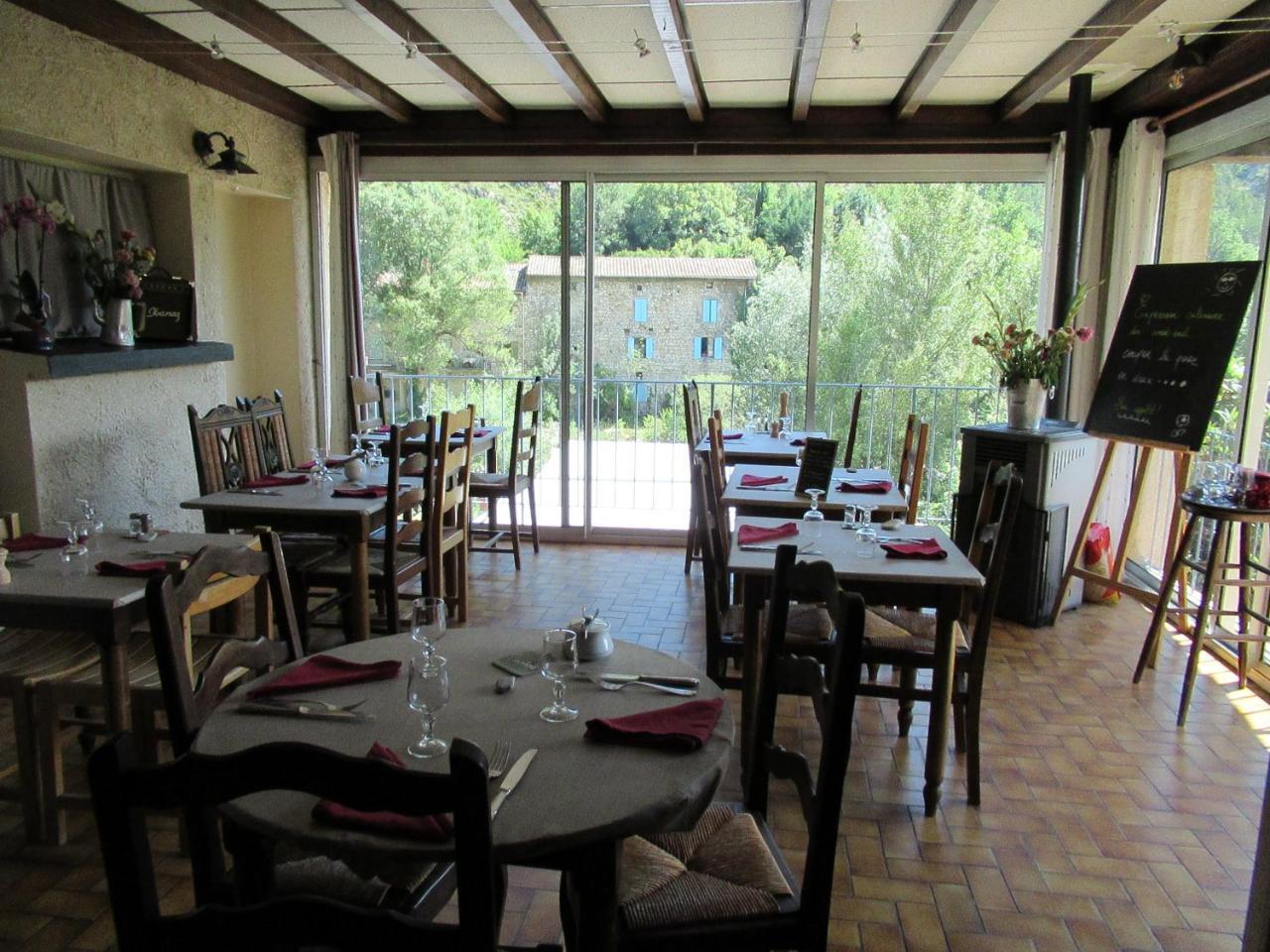 L'Auberge De L'Aygues Les Pilles Esterno foto