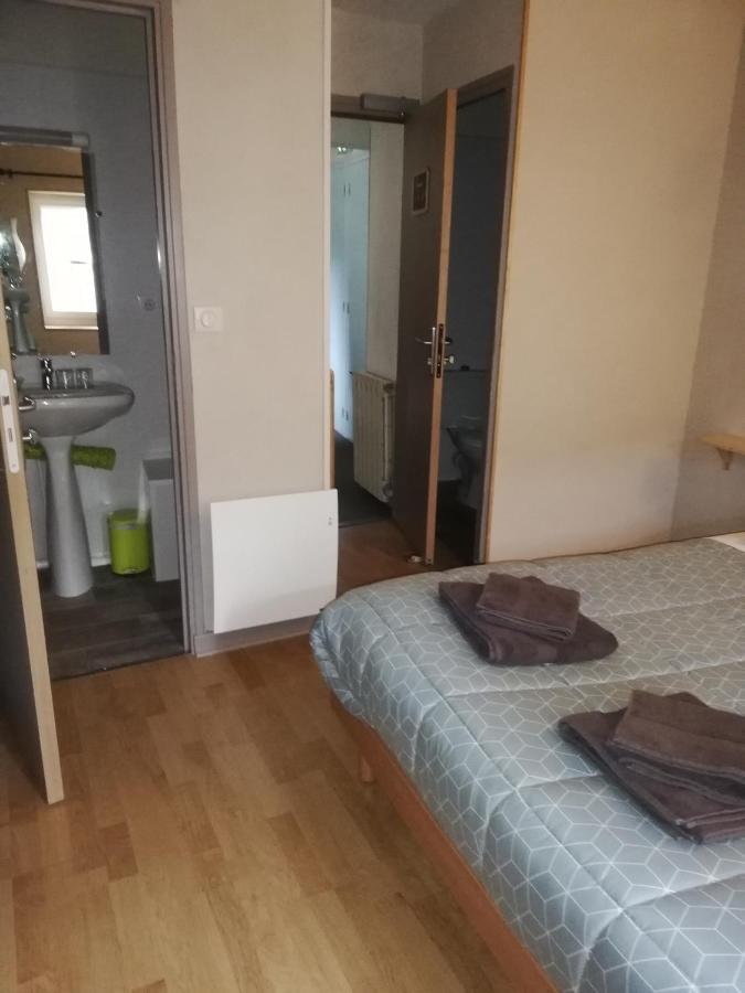 L'Auberge De L'Aygues Les Pilles Esterno foto